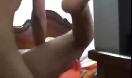 घर से उसे संरक्षित बिल्ली में एक के साथ एक इलेक्ट्रिक हिंदी में सेक्सी पिक्चर फिल्म महिला