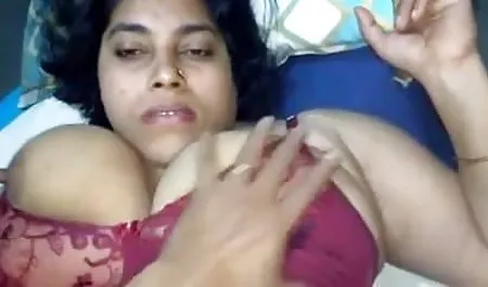 गोरा गोरा नशे में हिंदी में सेक्सी पिक्चर हिंदी में सेक्सी पिक्चर प्राप्त करने की कोशिश करता है