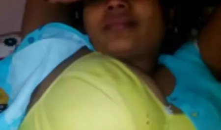 व्हिस्की के दो दोस्तों को पीने के बाद इन तीन उनके ब्लू फिल्म हिंदी में सेक्सी साथ थे