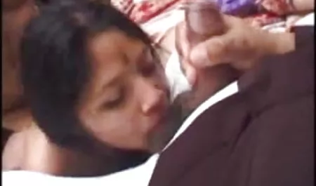 समलैंगिक डॉक्टर उसे सेक्स फिल्म वीडियो रोगी बहकाया