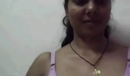 आप बीएफ फिल्म हिंदी सेक्सी ट्रिपल संगीत है