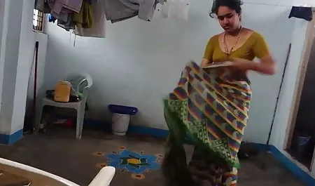 दुल्हन को मारता है सेक्सी फिल्म दिखाइए वीडियो में