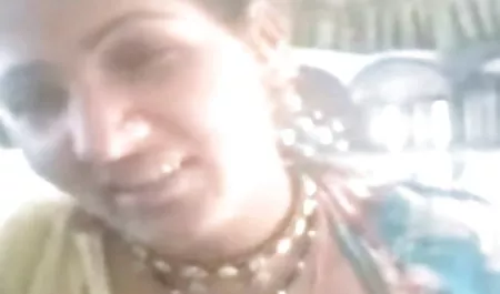 दो बच्चों और सेक्सी सेक्सी फिल्म हिंदी तीन के साथ सुंदर परी दुल्हन