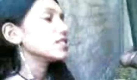 अपनी पत्नी सेक्सी मूवी दिखाओ सेक्सी के साथ यौन संबंध के लिए प्रिय पति की मदद