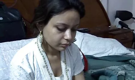 78. महिला पैर हिंदी में सेक्सी बफ फिल्म और मालिश