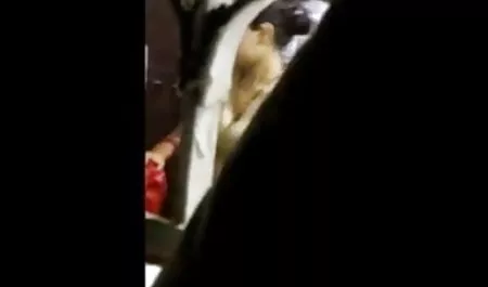 मैं फिल्म सेक्सी हिंदी पिक्चर अपनी आत्मा में छिपा एक कैमरा के साथ एक अजीब जवान आदमी दर्ज