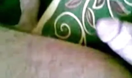 नग्न सौतेले बेटे सेक्सी फिल्म हिंदी में देखने वाली वीडियो kicks कुतिया