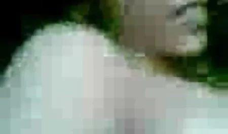 एक वेश्या एक शरारती जगह में पीटा जा करने के लिए राजस्थानी सेक्सी फिल्में पसंद करती है