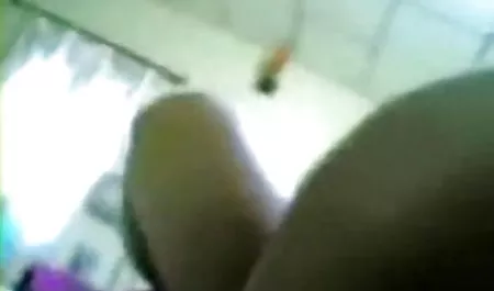 मोजे एक सेक्सी फिल्म वीडियो में मुँह लड़की में सह