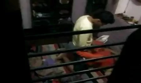 वह सेक्स में हिंदी सेक्सी वीडियो फुल मूवी एक सुंदर चिकन तोड़ दिया