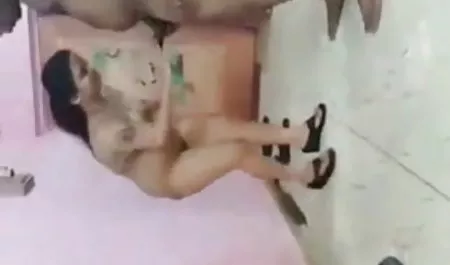 लड़की घर हिंदी फिल्म सेक्सी में के मालिक अपने ब्रह्मांडीय तय की और सभी तुर्क में ठीक से तली हुई आया अपार्टमेंट के साथ उलझन में था