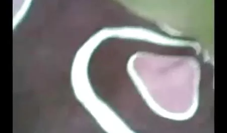 टैटू हिंदी फिल्म दिखाएं सेक्स में भेदी के साथ लड़की उसके छेदना को गले लगाया