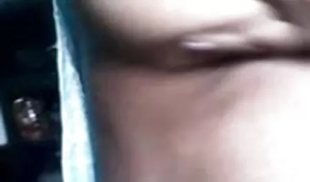 बेब सेक्सी हिंदी मूवी वीडियो सौंदर्य विंडोज पर masturbates