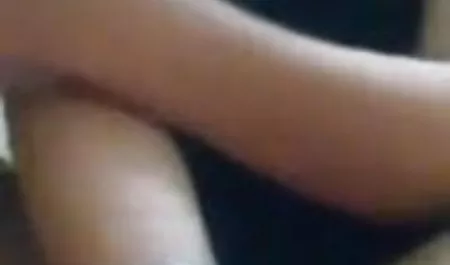 युवा गोरा कैमरे के सामने सेक्स लुभाती वीडियो फिल्म सेक्सी हिंदी में