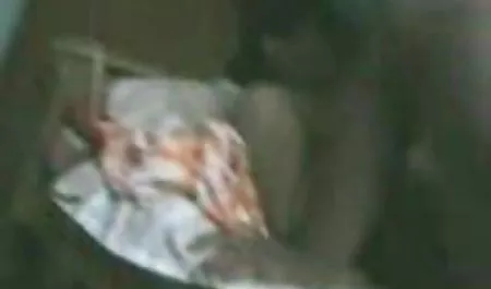 चारों ओर नशे हिंदी सेक्सी फिल्म हिंदी में छात्रों। पहला प्रवाह