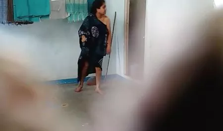 स्नान, माँ, ब्लू सेक्सी हिंदी में बौछार