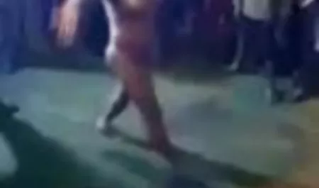 सॉना वीडियो में सेक्सी पिक्चर वीडियो में एक स्टार के अनुसार अश्लील प्रेमी खुद