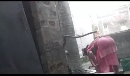 मैं सिर्फ कार में अपना मुँह रख हिंदी ब्लू सेक्सी हिंदी दिया.