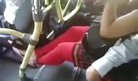 दोस्ती खींचती है हिंदी फिल्म सेक्सी उसके panties