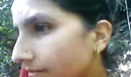 कैमरे में पुल हिंदी में ब्लू सेक्सी फिल्म जीभ पर योगी रखो