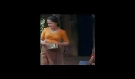 बीएमडब्ल्यू में हिंदी फुल सेक्सी मूवी कैमरे पर कमबख्त