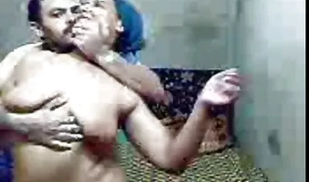 आदमी एक बफ हिंदी फिल्म सेक्सी योनि अंग के साथ तरल पदार्थ बदल