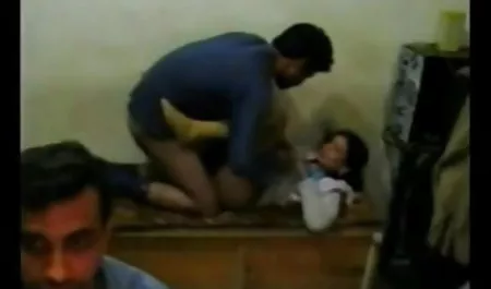 एक टैक्सी लिमोसिन पाकिस्तानी सेक्सी फिल्म हिंदी में चेहरे में लिंग की गुदा संभोग