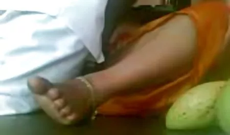 शॉवर में एक छिपे हुए कैमरे में एक परिपक्व युवा महिला सेक्सी फिल्म बढ़िया सेक्सी