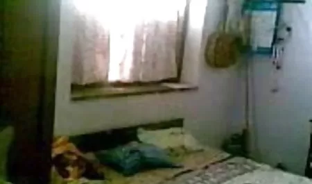 बीमार लड़की और मदद नंगी फिल्म दिखाओ सेक्सी किसी न किसी सेक्स