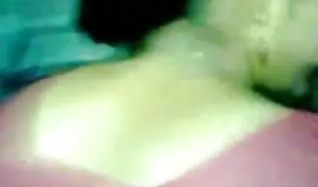 Busty स्ट्रिपटीज़ नृत्य और हस्तमैथुन सेक्स सेक्स फिल्म सेक्स सेक्स