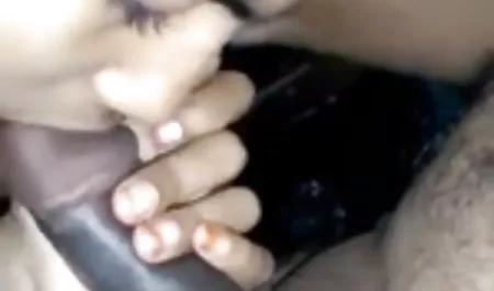 चश्मे के सेक्सी फिल्म के वीडियो दिखाएं साथ शिक्षक बेवकूफ और पतली औरत की बहाली स्वीकार करता है
