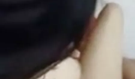 तीन लड़कियों और एक हिंदी सेक्सी फिल्म देखने वाली आदमी यौन संबंध