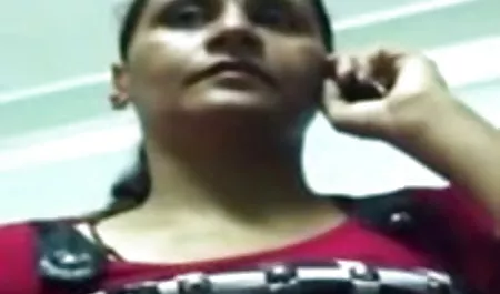 प्रशिक्षक सेक्सी फिल्म हिंदी मूवी सेक्सी फिल्म बेईमान अनुशासन सिखाता है