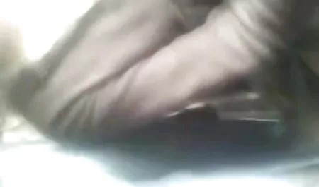 अजनबी भाप हिंदी सेक्सी फ़िल्म कमरे में आदमी बेकार
